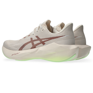 Women's Novablast 6